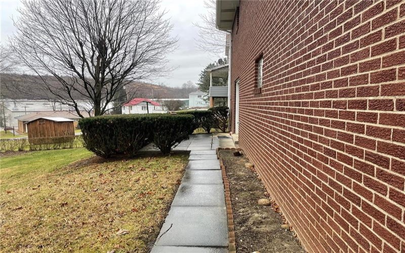 6121 Old William Penn Hwy, Export, 15632, 3 Bedrooms Bedrooms, ,1.1 BathroomsBathrooms,Lease,For Rent,Old William Penn Hwy,1737993