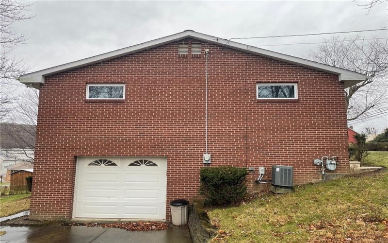 6121 Old William Penn Hwy, Export, 15632, 3 Bedrooms Bedrooms, ,1.1 BathroomsBathrooms,Lease,For Rent,Old William Penn Hwy,1737993
