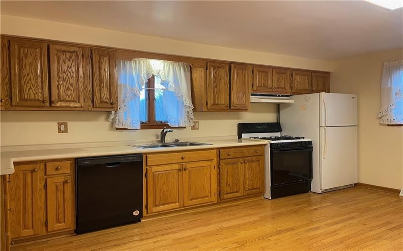 6121 Old William Penn Hwy, Export, 15632, 3 Bedrooms Bedrooms, ,1.1 BathroomsBathrooms,Lease,For Rent,Old William Penn Hwy,1737993