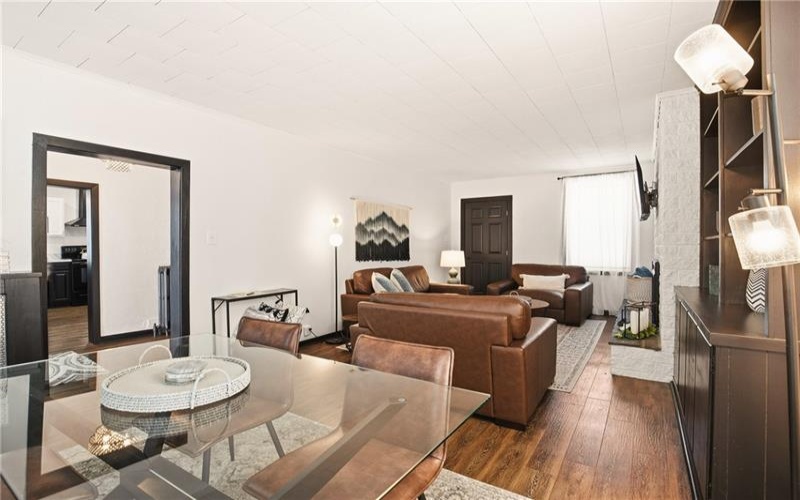 423 South Street, Berlin, 15530, 4 Bedrooms Bedrooms, 9 Rooms Rooms,3 BathroomsBathrooms,Residential,For Sale,South Street,1740912