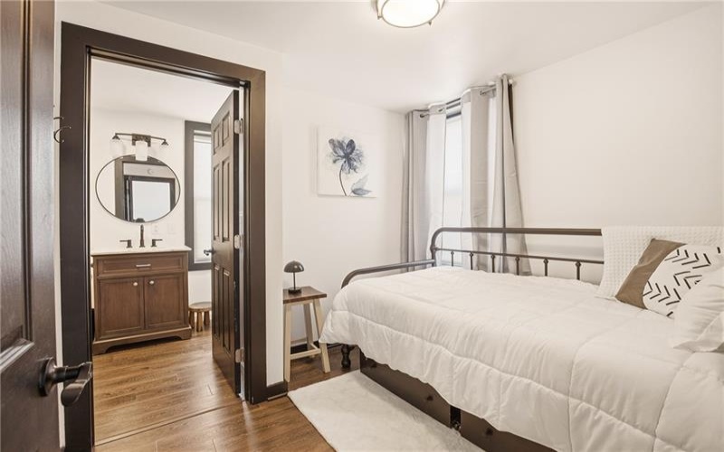 423 South Street, Berlin, 15530, 4 Bedrooms Bedrooms, 9 Rooms Rooms,3 BathroomsBathrooms,Residential,For Sale,South Street,1740912
