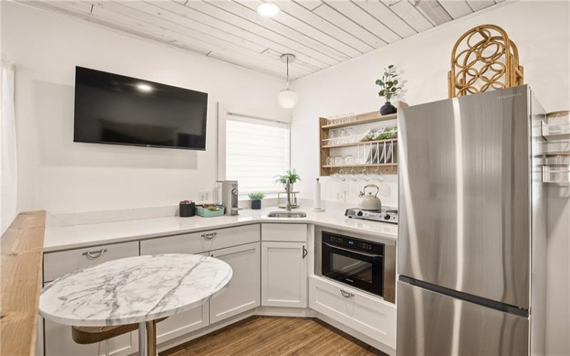 423 South Street, Berlin, 15530, 4 Bedrooms Bedrooms, 9 Rooms Rooms,3 BathroomsBathrooms,Residential,For Sale,South Street,1740912