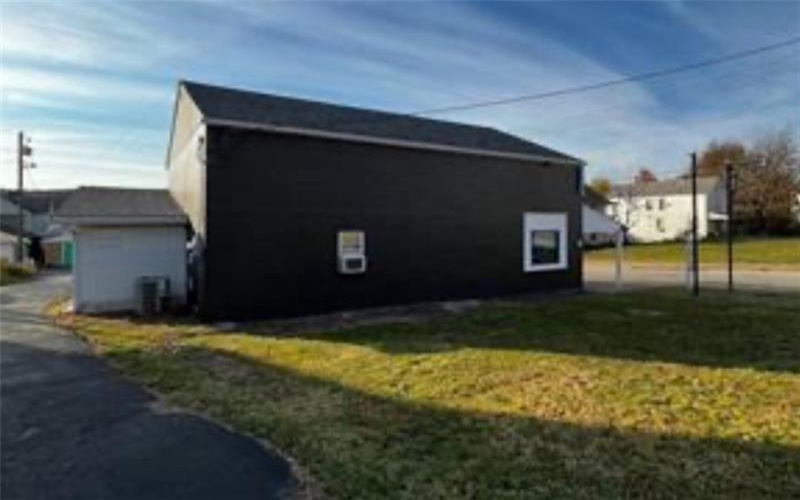 938 Drey Street, New Kensington, 15068, ,Commercial-industrial-business,For Sale,Drey Street,1738006