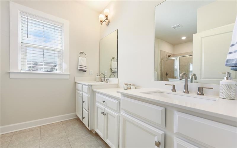 409 Spruce Ln, Canonsburg, 15317, 3 Bedrooms Bedrooms, 8 Rooms Rooms,2.2 BathroomsBathrooms,Residential,For Sale,Spruce Ln,1738015