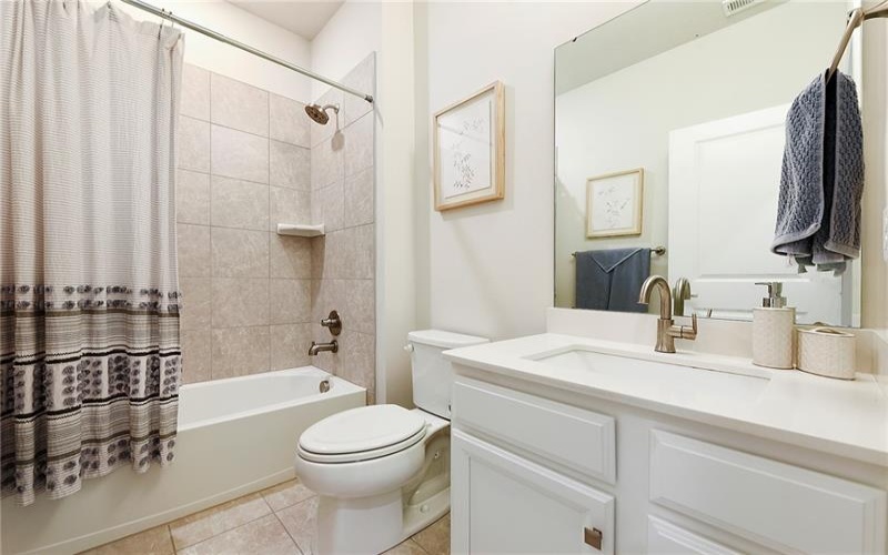 409 Spruce Ln, Canonsburg, 15317, 3 Bedrooms Bedrooms, 8 Rooms Rooms,2.2 BathroomsBathrooms,Residential,For Sale,Spruce Ln,1738015