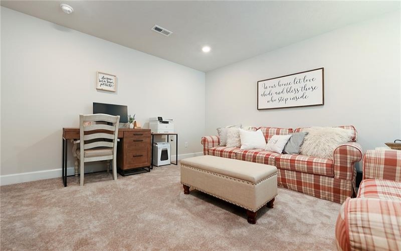 409 Spruce Ln, Canonsburg, 15317, 3 Bedrooms Bedrooms, 8 Rooms Rooms,2.2 BathroomsBathrooms,Residential,For Sale,Spruce Ln,1738015