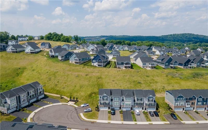 409 Spruce Ln, Canonsburg, 15317, 3 Bedrooms Bedrooms, 8 Rooms Rooms,2.2 BathroomsBathrooms,Residential,For Sale,Spruce Ln,1738015