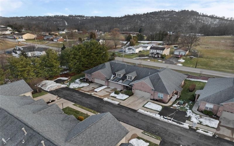 2010 Bandek Lane, Lawrence, 15055, 2 Bedrooms Bedrooms, 6 Rooms Rooms,3 BathroomsBathrooms,Residential,For Sale,Bandek Lane,1740946