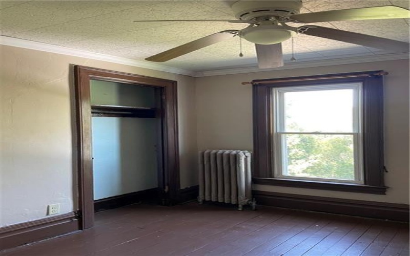 9 Gratz St, Penn, 15675, 5 Bedrooms Bedrooms, 11 Rooms Rooms,2.2 BathroomsBathrooms,Residential,For Sale,Gratz St,1746161