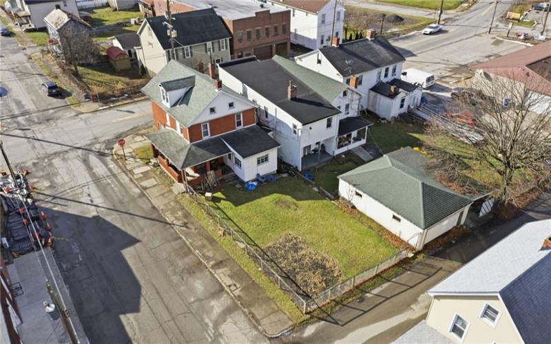 1301-1301.5 Penn Avenue, Jeannette, 15644, ,Multi-unit,For Sale,Penn Avenue,1738017