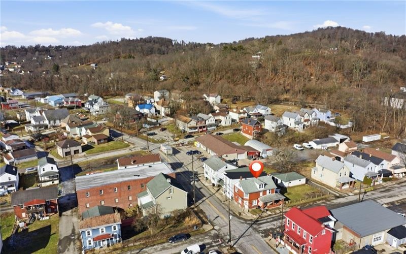 1301-1301.5 Penn Avenue, Jeannette, 15644, ,Multi-unit,For Sale,Penn Avenue,1738017