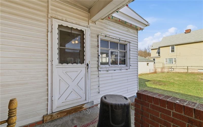 1301-1301.5 Penn Avenue, Jeannette, 15644, ,Multi-unit,For Sale,Penn Avenue,1738017