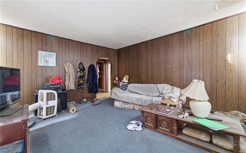 1301-1301.5 Penn Avenue, Jeannette, 15644, ,Multi-unit,For Sale,Penn Avenue,1738017