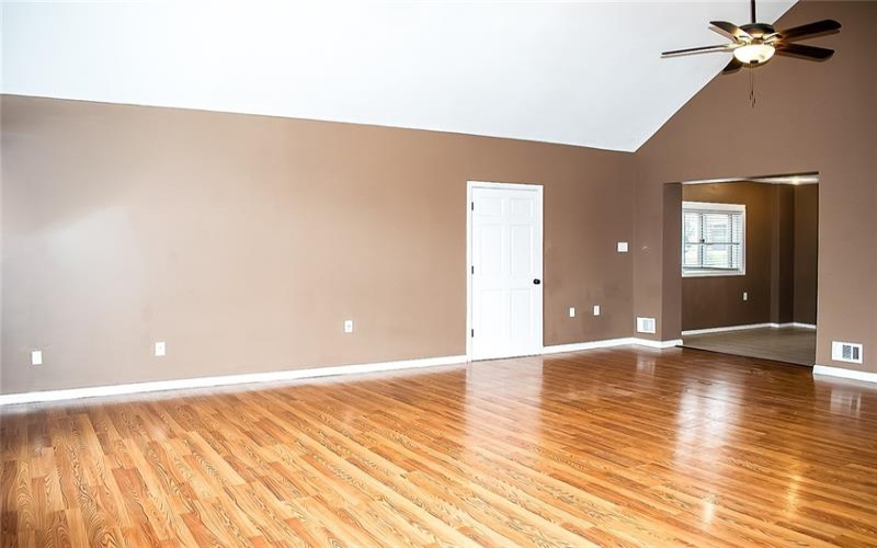 1378 Robbins Station Rd, Irwin, 15642, 5 Bedrooms Bedrooms, 11 Rooms Rooms,4 BathroomsBathrooms,Residential,For Sale,Robbins Station Rd,1746179