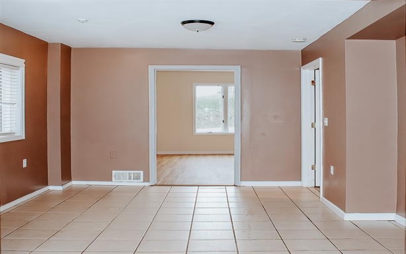 1378 Robbins Station Rd, Irwin, 15642, 5 Bedrooms Bedrooms, 11 Rooms Rooms,4 BathroomsBathrooms,Residential,For Sale,Robbins Station Rd,1746179