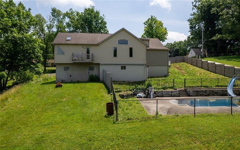 1378 Robbins Station Rd, Irwin, 15642, 5 Bedroom Bedrooms, 11 Room Rooms,4 BathroomBathrooms,Residential,For Sale,Robbins Station Rd,1746179