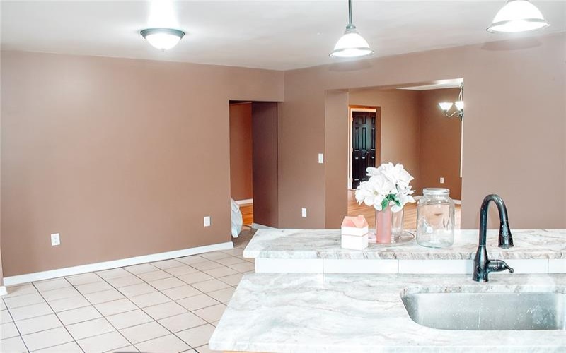 1378 Robbins Station Rd, Irwin, 15642, 5 Bedrooms Bedrooms, 11 Rooms Rooms,4 BathroomsBathrooms,Residential,For Sale,Robbins Station Rd,1746179