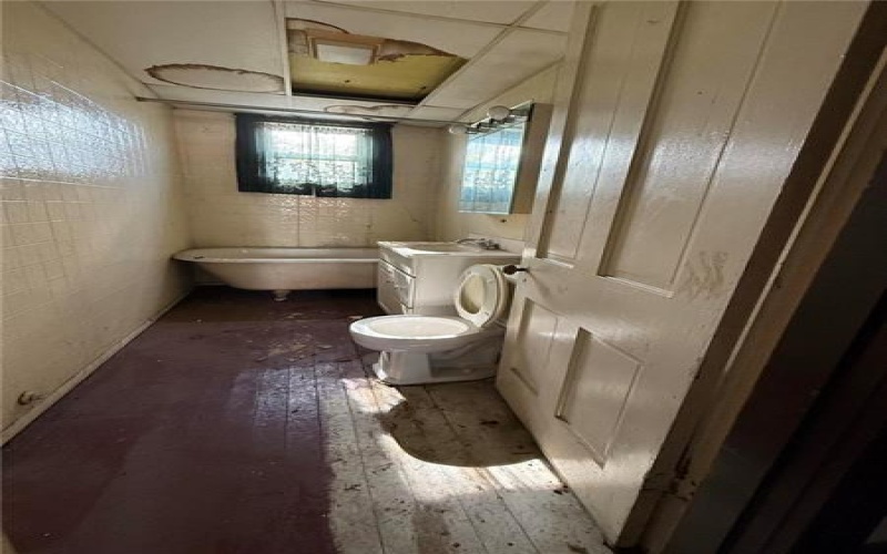 104 CHURCH AVENUE, Masontown, 15461, 3 Bedrooms Bedrooms, 7 Rooms Rooms,2 BathroomsBathrooms,Residential,For Sale,CHURCH AVENUE,1729037