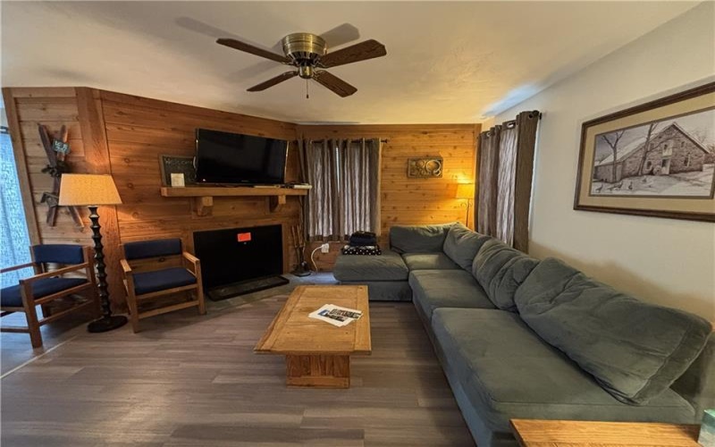 4907 Swiss Mt Dr, Rockwood, 15557, 1 Bedroom Bedrooms, ,1 BathroomBathrooms,Residential,For Sale,Swiss Mt Dr,1740948