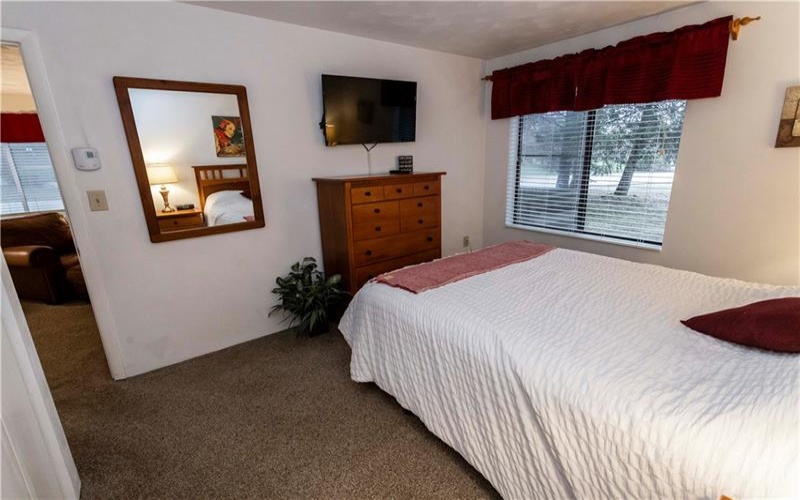 5008 Summit Dr, Hidden Valley, 15502, 2 Bedrooms Bedrooms, 5 Rooms Rooms,2 BathroomsBathrooms,Residential,For Sale,Summit Dr,1743699