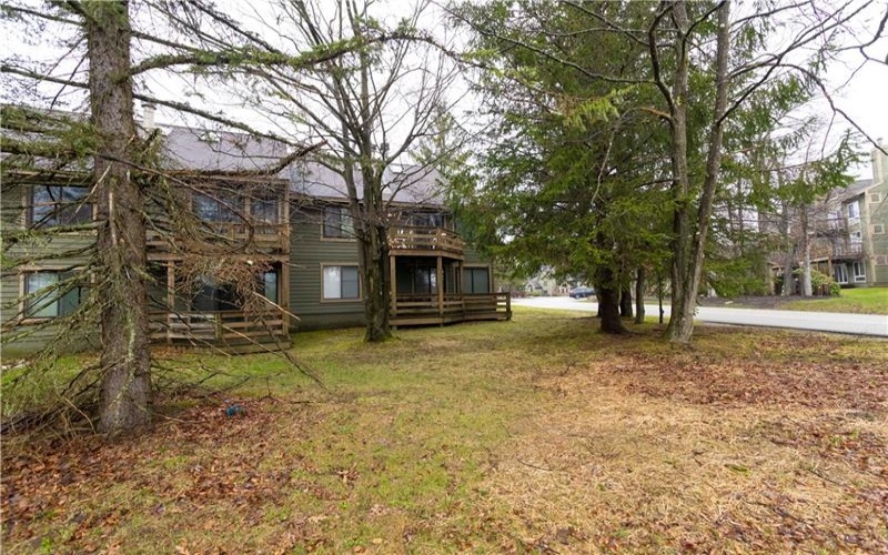 5008 Summit Dr, Hidden Valley, 15502, 2 Bedrooms Bedrooms, 5 Rooms Rooms,2 BathroomsBathrooms,Residential,For Sale,Summit Dr,1743699