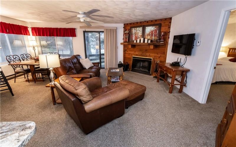 5008 Summit Dr, Hidden Valley, 15502, 2 Bedrooms Bedrooms, 5 Rooms Rooms,2 BathroomsBathrooms,Residential,For Sale,Summit Dr,1743699