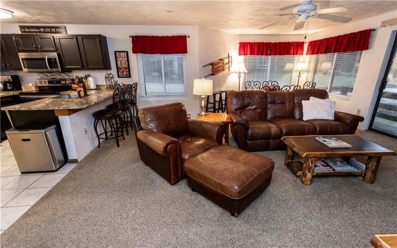 5008 Summit Dr, Hidden Valley, 15502, 2 Bedrooms Bedrooms, 5 Rooms Rooms,2 BathroomsBathrooms,Residential,For Sale,Summit Dr,1743699