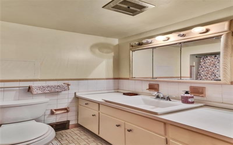 605 Short St, Greensburg, 15601, 4 Bedrooms Bedrooms, 8 Rooms Rooms,3 BathroomsBathrooms,Residential,For Sale,Short St,1743702