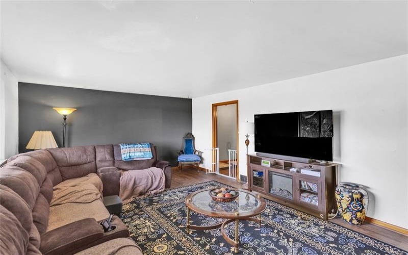 605 Short St, Greensburg, 15601, 4 Bedrooms Bedrooms, 8 Rooms Rooms,3 BathroomsBathrooms,Residential,For Sale,Short St,1743702