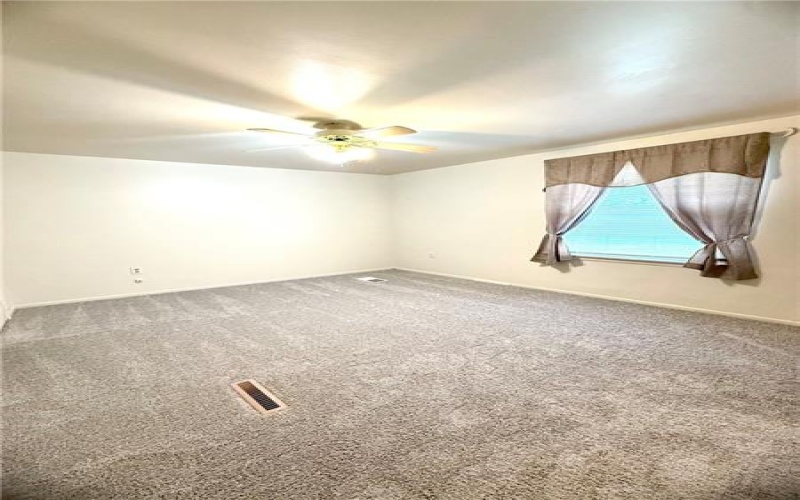 226 Cottage Ave, Masontown, 15461, 3 Bedrooms Bedrooms, 6 Rooms Rooms,2.1 BathroomsBathrooms,Residential,For Sale,Cottage Ave,1729057