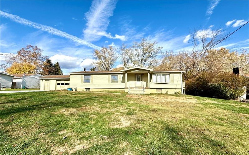 226 Cottage Ave, Masontown, 15461, 3 Bedrooms Bedrooms, 6 Rooms Rooms,2.1 BathroomsBathrooms,Residential,For Sale,Cottage Ave,1729057