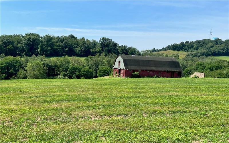 312 Vance, Burgettstown, 15021, 3 Bedrooms Bedrooms, ,Farm-acreage-lot,For Sale,Vance,1740951