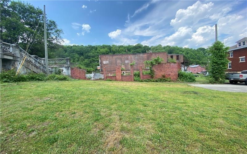 8 Bridge Boulevard, Brownsville, 15417, ,Commercial-industrial-business,For Sale,Bridge Boulevard,1729061