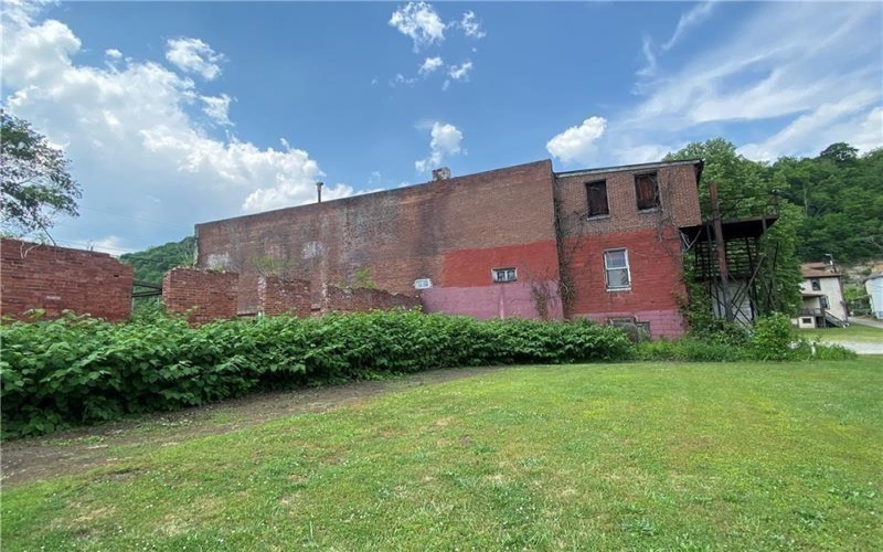 8 Bridge Boulevard, Brownsville, 15417, ,Commercial-industrial-business,For Sale,Bridge Boulevard,1729061