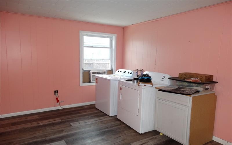 24 Hillman St, Bentleyville, 15314, 3 Bedrooms Bedrooms, ,1 BathroomBathrooms,Residential,For Sale,Hillman St,1740966