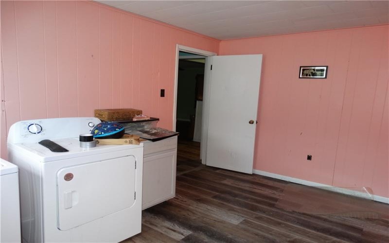 24 Hillman St, Bentleyville, 15314, 3 Bedrooms Bedrooms, ,1 BathroomBathrooms,Residential,For Sale,Hillman St,1740966