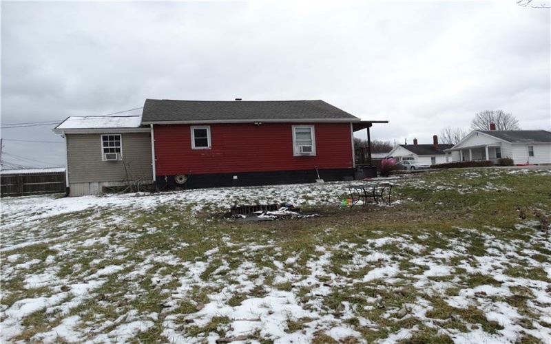 24 Hillman St, Bentleyville, 15314, 3 Bedrooms Bedrooms, ,1 BathroomBathrooms,Residential,For Sale,Hillman St,1740966
