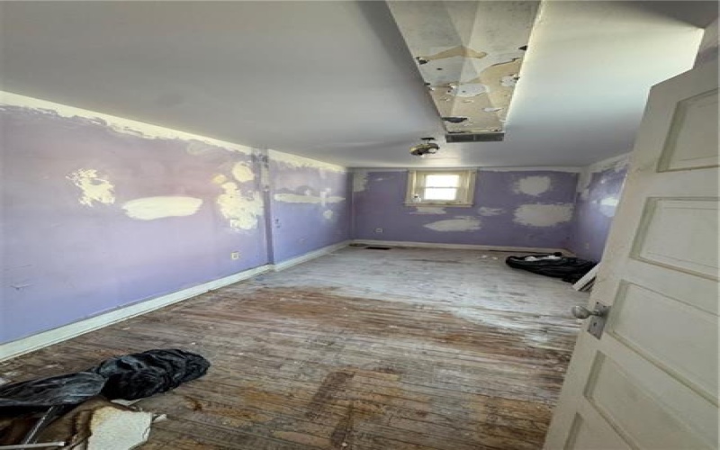 211 3rd St, Jeannette, 15644, 1 Bedroom Bedrooms, ,1 BathroomBathrooms,Residential,For Sale,3rd St,1740968