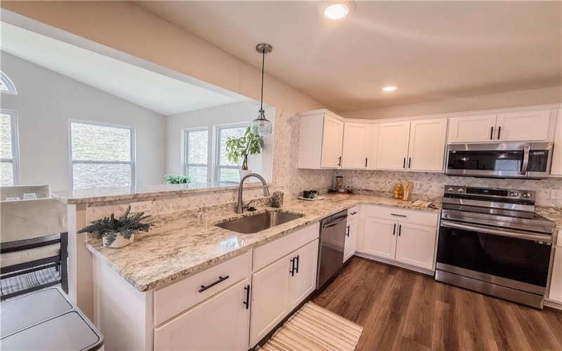 262 Lily Ridge Dr, Canonsburg, 15317, 4 Bedrooms Bedrooms, ,2.1 BathroomsBathrooms,Residential,For Sale,Lily Ridge Dr,1746229