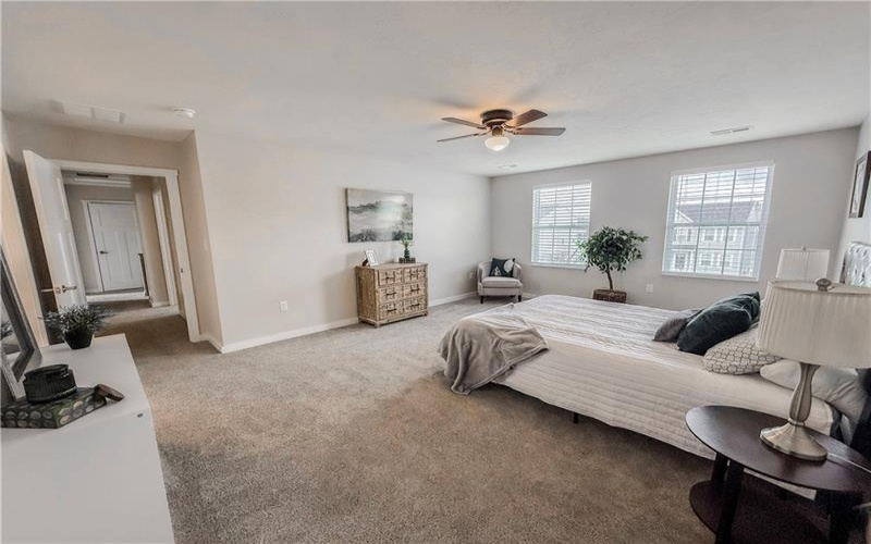262 Lily Ridge Dr, Canonsburg, 15317, 4 Bedrooms Bedrooms, ,2.1 BathroomsBathrooms,Residential,For Sale,Lily Ridge Dr,1746229