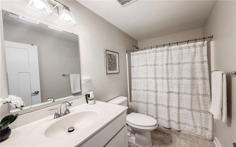 262 Lily Ridge Dr, Canonsburg, 15317, 4 Bedrooms Bedrooms, ,2.1 BathroomsBathrooms,Residential,For Sale,Lily Ridge Dr,1746229