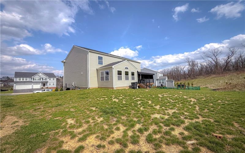 262 Lily Ridge Dr, Canonsburg, 15317, 4 Bedrooms Bedrooms, ,2.1 BathroomsBathrooms,Residential,For Sale,Lily Ridge Dr,1746229