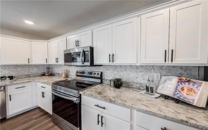 262 Lily Ridge Dr, Canonsburg, 15317, 4 Bedrooms Bedrooms, ,2.1 BathroomsBathrooms,Residential,For Sale,Lily Ridge Dr,1746229