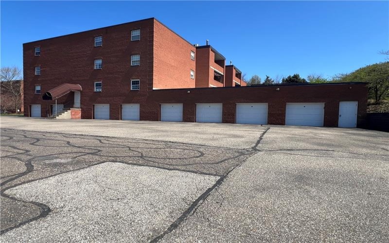 2850 Edgecliff Road, Lower Burrell, 15068, 2 Bedrooms Bedrooms, 7 Rooms Rooms,2 BathroomsBathrooms,Residential,For Sale,Edgecliff Road,1738131