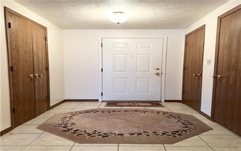 2850 Edgecliff Road, Lower Burrell, 15068, 2 Bedrooms Bedrooms, 7 Rooms Rooms,2 BathroomsBathrooms,Residential,For Sale,Edgecliff Road,1738131