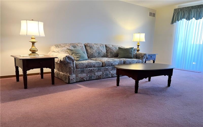 2850 Edgecliff Road, Lower Burrell, 15068, 2 Bedrooms Bedrooms, 7 Rooms Rooms,2 BathroomsBathrooms,Residential,For Sale,Edgecliff Road,1738131
