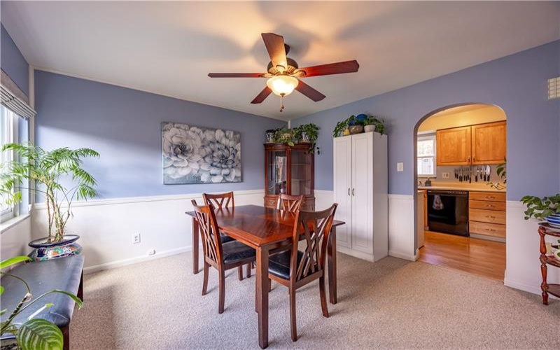 222 Glenview Dr, New Kensington, 15068, 4 Bedrooms Bedrooms, 11 Rooms Rooms,2.1 BathroomsBathrooms,Residential,For Sale,Glenview Dr,1746230