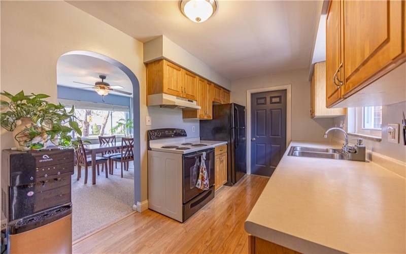 222 Glenview Dr, New Kensington, 15068, 4 Bedrooms Bedrooms, 11 Rooms Rooms,2.1 BathroomsBathrooms,Residential,For Sale,Glenview Dr,1746230