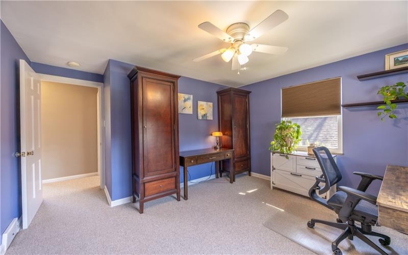 222 Glenview Dr, New Kensington, 15068, 4 Bedrooms Bedrooms, 11 Rooms Rooms,2.1 BathroomsBathrooms,Residential,For Sale,Glenview Dr,1746230