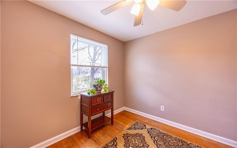 222 Glenview Dr, New Kensington, 15068, 4 Bedrooms Bedrooms, 11 Rooms Rooms,2.1 BathroomsBathrooms,Residential,For Sale,Glenview Dr,1746230
